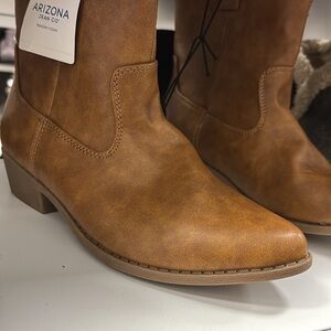 Arizona Jean Co. Tan Western Ankle Boots